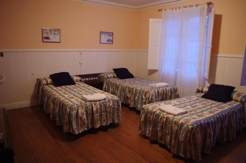 Pension "La Marina" Кастро-Урдіалес Номер фото